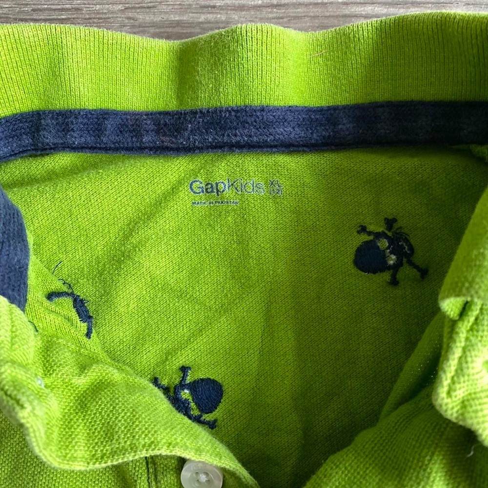 Gap Lime Green Collared Polo With Navy Skulls - Picture 4 of 4